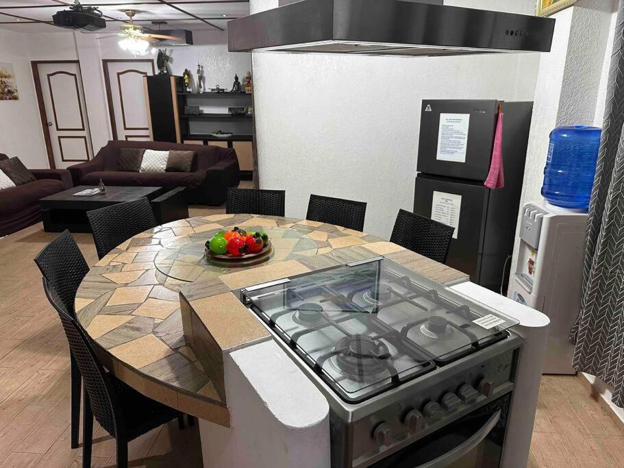 Alona Park Residence - 3 Bedroom Apartment- Alex And Jesa Unit Panglao Exterior photo