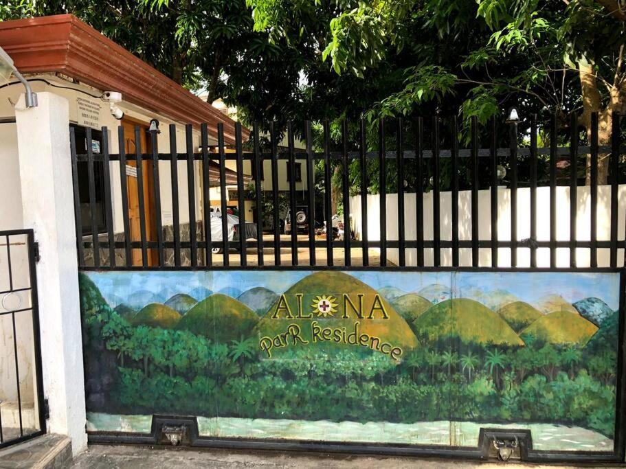 Alona Park Residence - 3 Bedroom Apartment- Alex And Jesa Unit Panglao Exterior photo